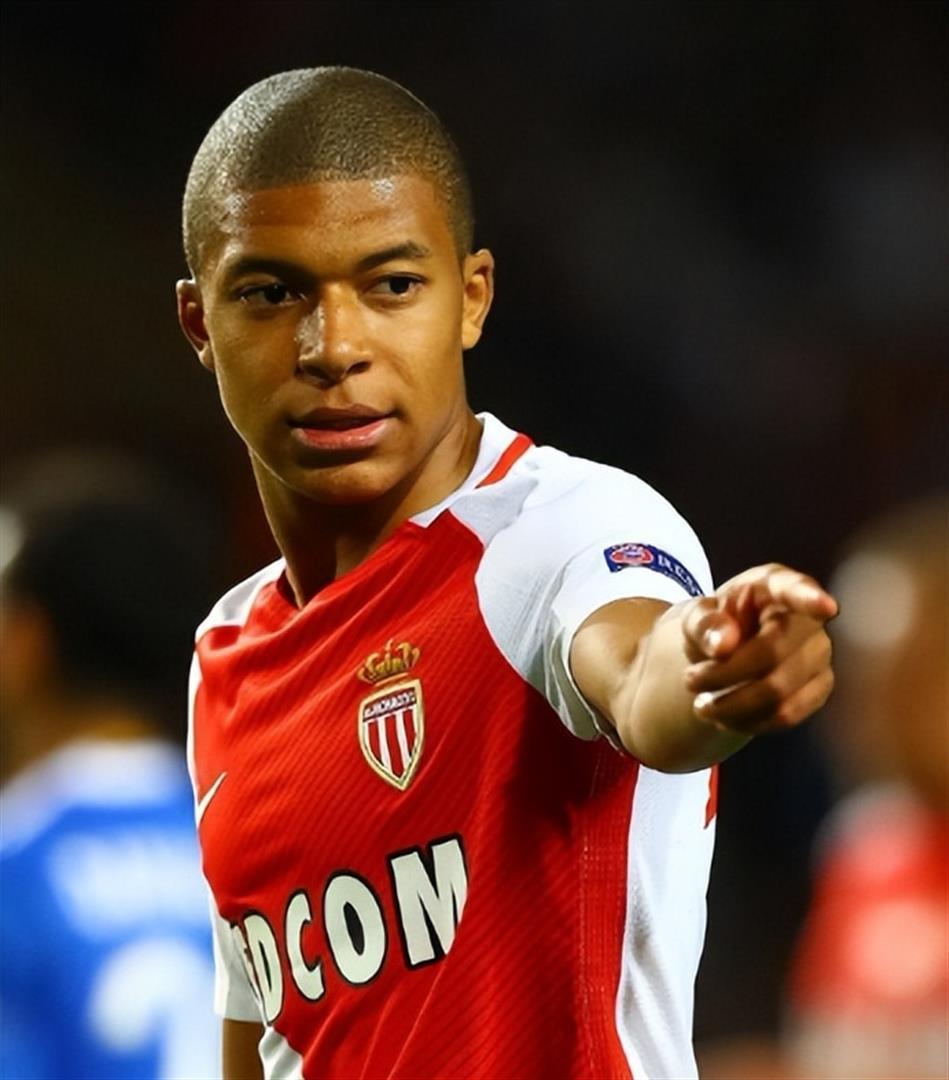 开云体育-包含从本菲卡豪取连胜备战欧超杯到布莱顿遗憾出局备战欧冠，成都蓉城迎社区盾关键赛的词条-开云体育